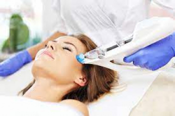 Needle mesotherapy with the Vital Injector III device